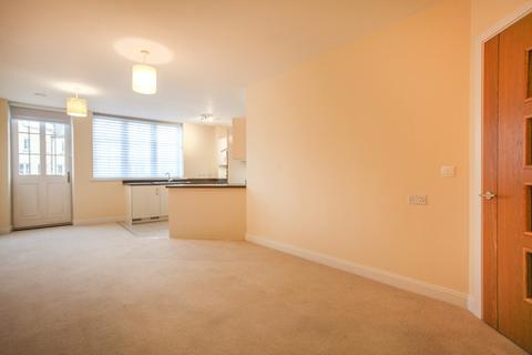 1 bedroom ground floor flat for sale, Hawkesbury Place, Stow on the Wold, Cheltenham. GL54 1FF