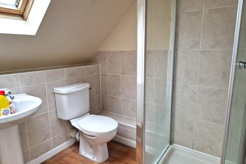 3 bedroom semi-detached house to rent, Bestwood Close, Desborough, NN14