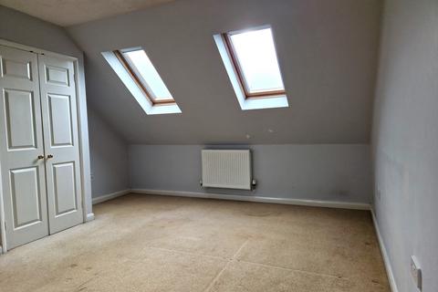3 bedroom semi-detached house to rent, Bestwood Close, Desborough, NN14