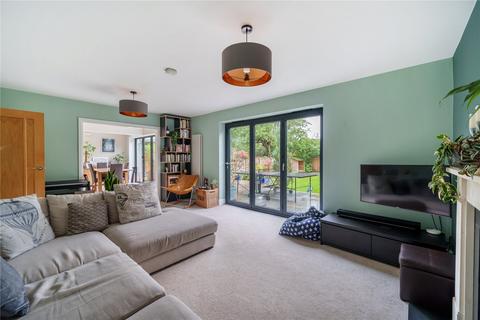 74 Greenways, Esher, KT10 0QJ