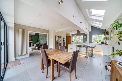 74 Greenways, Esher, KT10 0QJ