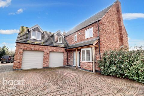 6 bedroom detached house for sale, Lincoln Road, Skellingthorpe