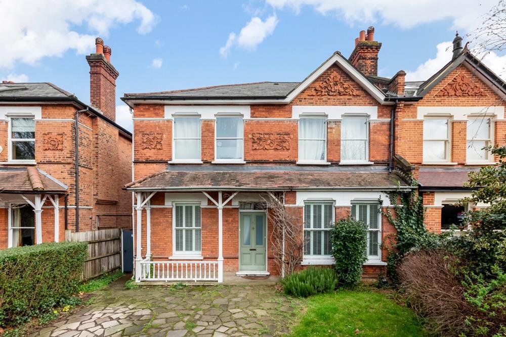 Mayow Road, Forest Hill, London, SE23 3 bed apartment for sale £700,000