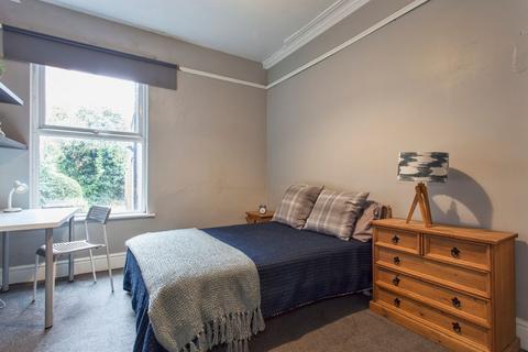 6 bedroom house to rent, 36 Melton Road, West Bridgford, Nottingham, NG2 7NF