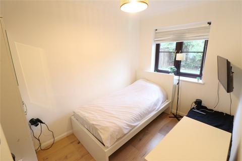 2 bedroom maisonette to rent, 138 Booth Road, London NW9