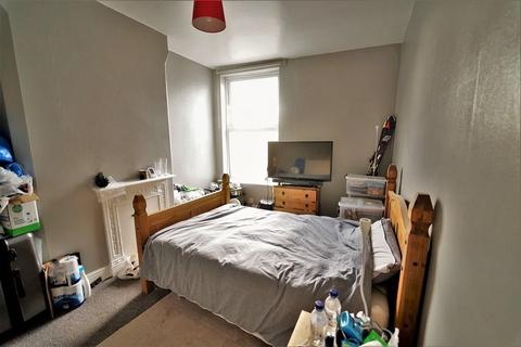6 bedroom house to rent, 38 Melton Road, West Bridgford, Nottingham, NG2 7NF