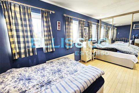 3 bedroom end of terrace house to rent, Laurel Park, Harrow, Middlesex, HA3