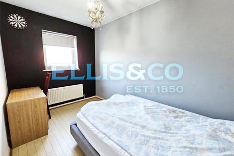 3 bedroom end of terrace house to rent, Laurel Park, Harrow, Middlesex, HA3