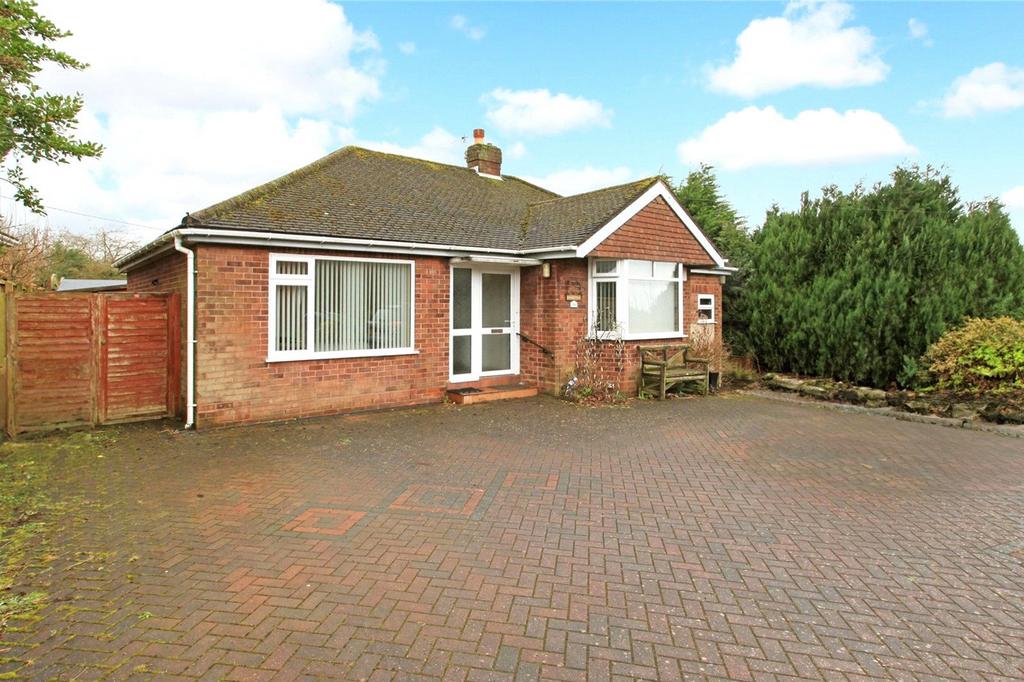Milners Lane, Lawley Bank, Telford, Shropshire, TF4 3 bed bungalow for