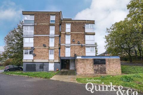 1 bedroom flat for sale, St. Andrews Lane, Basildon, SS15