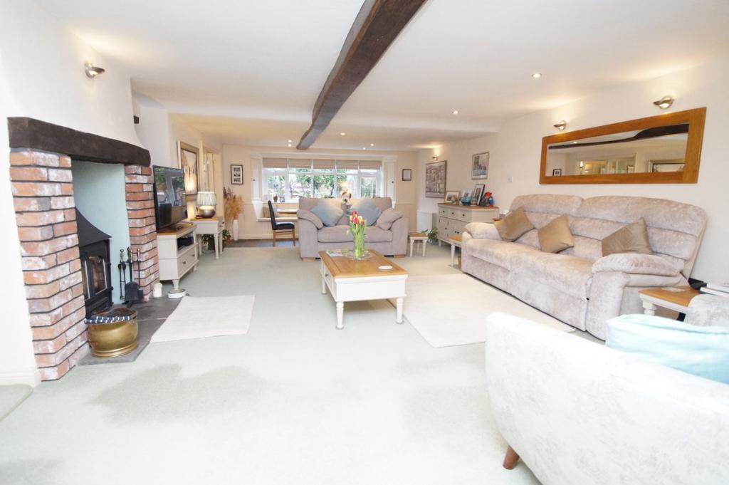 Burton Row, Brent Knoll, Highbridge, TA9 4 bed semidetached house for