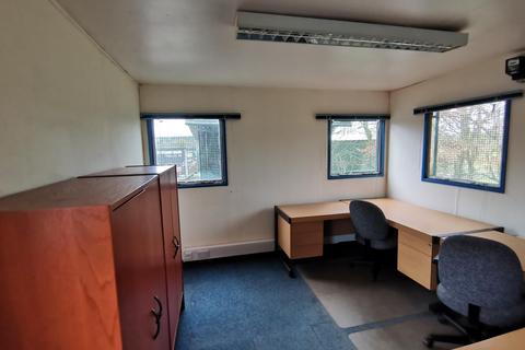 Office to rent, Dunmow