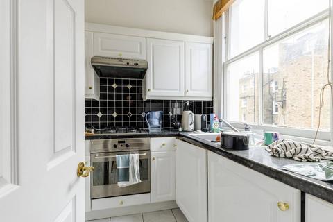 Studio to rent, Cornwall Gardens, South Kensington, London, SW7