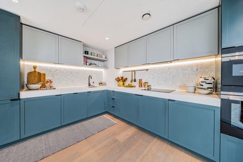 3 bedroom flat for sale, No.3, 8 Cutter Lane, Upper Riverside, Greenwich Peninsula, SE10