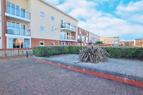 2 bedroom apartment for sale, Selman Close, Hythe