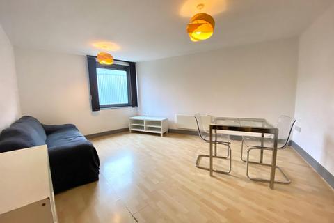 1 bedroom apartment to rent, Broadway Plaza, B16 8EQ