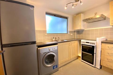 1 bedroom apartment to rent, Broadway Plaza, B16 8EQ