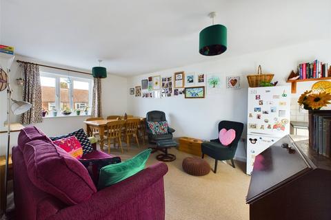 Flat 4, 20 Chequers Road, Gloucester, GL4 6PN