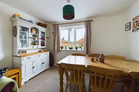Flat 4, 20 Chequers Road, Gloucester, GL4 6PN