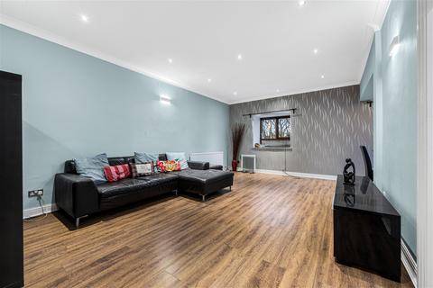 2 bedroom flat for sale, Lydgate Fold, Lydgate, Saddleworth