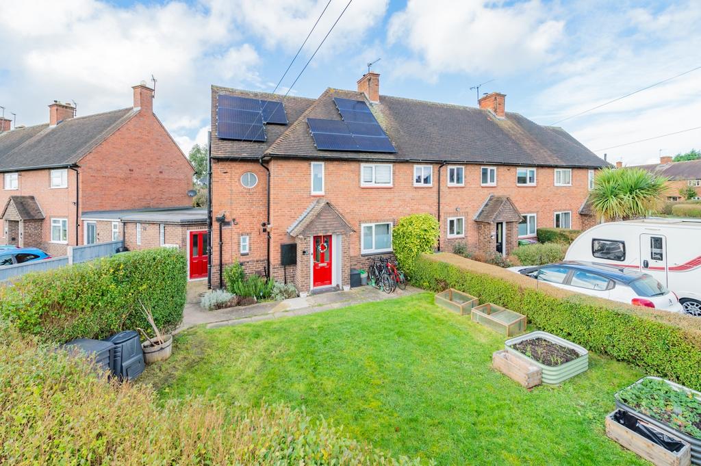 Abbots Way, Shrewsbury, Shropshire, SY2 3 bed semidetached house for