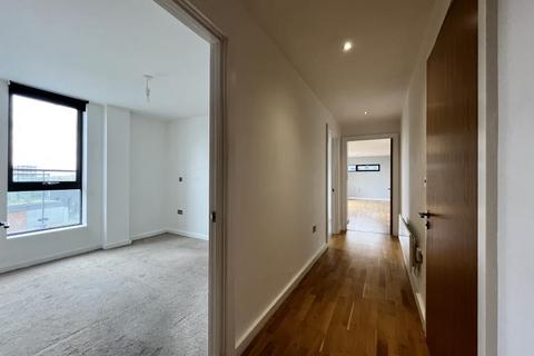 3 bedroom apartment to rent, Apt 6.02 :: Flint Glass Wharf