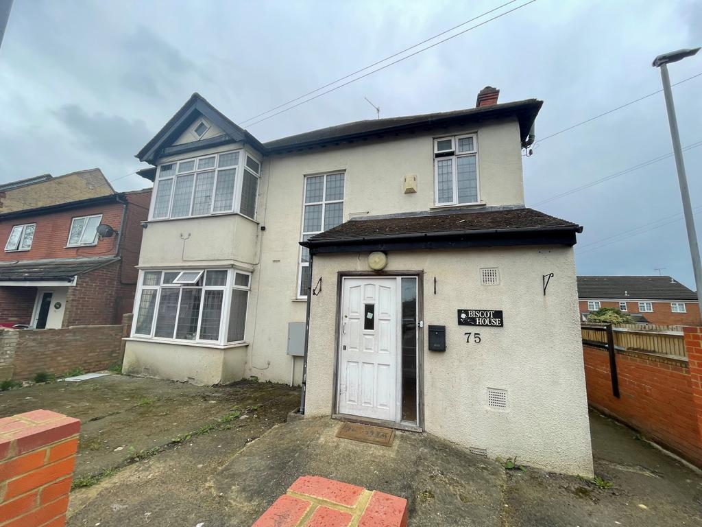 9 Bedroom House For Sale