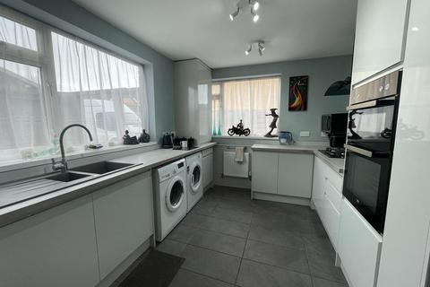 Property for sale, Luton LU4