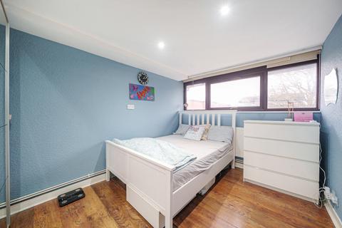 9 Bennett Close, Northwood, HA6 1EP