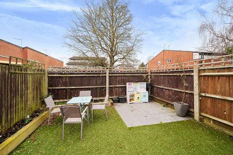 9 Bennett Close, Northwood, HA6 1EP