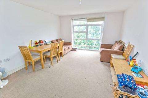 2 bedroom flat to rent, Renolds House, Lamba Court, Everard Street, Salford, M5