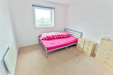 2 bedroom flat to rent, Renolds House, Lamba Court, Everard Street, Salford, M5