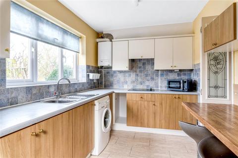 1 Holland Close, Bromley, BR2 7DS