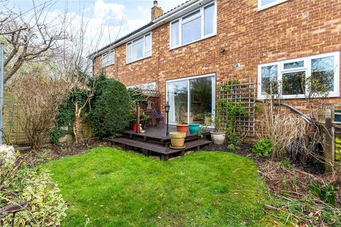 1 Holland Close, Bromley, BR2 7DS