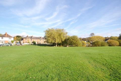 4 Garson Road, Esher, KT10 8LN