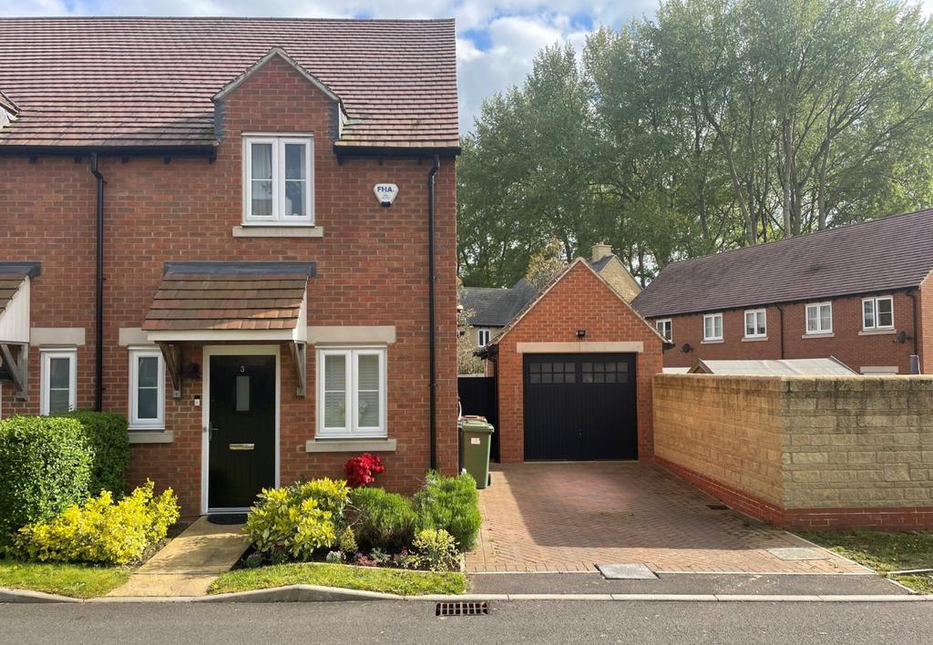 Jenkins Way, Southmoor, Abingdon... 2 bed semidetached house for sale