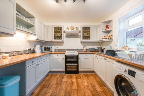 10 The Oaks, Yeoford, Crediton, EX17 5PP