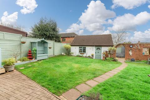 10 The Oaks, Yeoford, Crediton, EX17 5PP