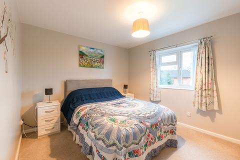 10 The Oaks, Yeoford, Crediton, EX17 5PP