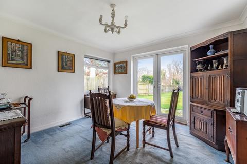 3 Waterfield Drive, Warlingham, CR6 9HP