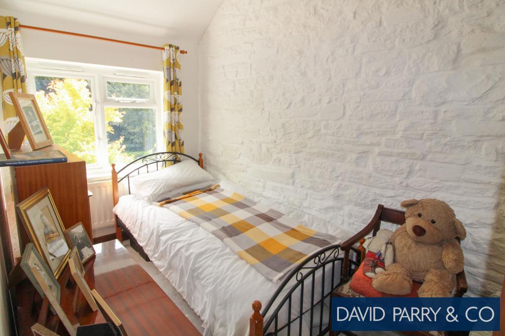 Semi-detached Two Bedroom Cottage
