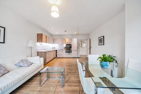 1 bedroom apartment for sale, Cable Walk, London