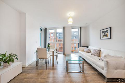 1 bedroom apartment for sale, Cable Walk, London