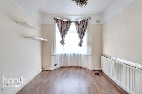 6 Maiden Road, London, E15 4EZ