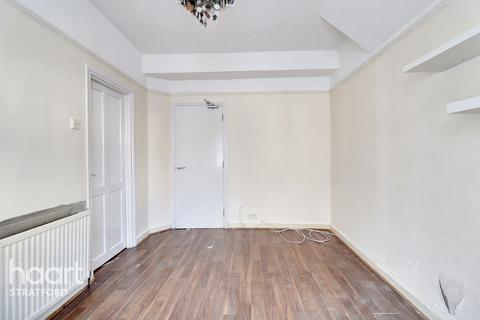 6 Maiden Road, London, E15 4EZ