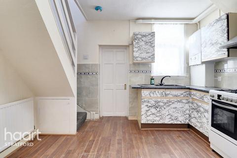 6 Maiden Road, London, E15 4EZ