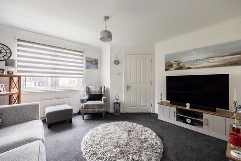 12 Fernieside Place, Edinburgh, EH17 7LF