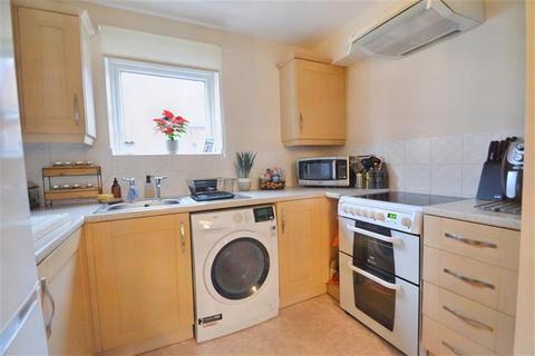 1 bedroom flat for sale, Winchester
