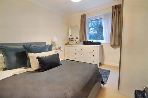 1 bedroom flat for sale, Winchester