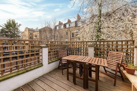 3 bedroom maisonette to rent, Claverton Street, London, SW1V